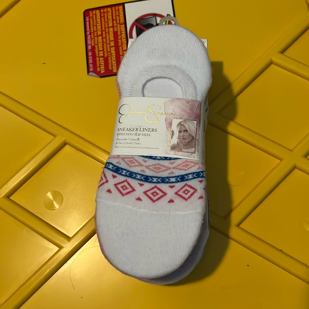 Women’s sneaker liners
